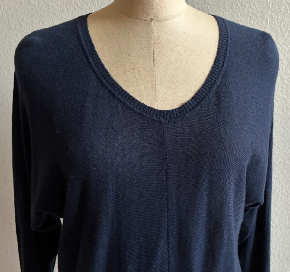 C&C California Wool Cashmere Rayon Navy Blue Sweater Size Small EUC Soft - Image 2 of 4
