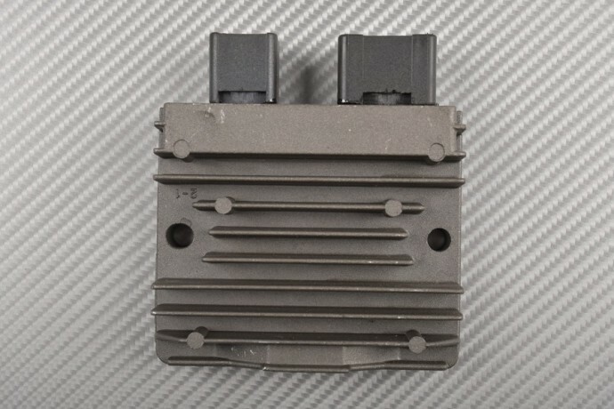 Régulateur pour CBR 1000 RR évite les pannes de batterie et coupures de courant SC59