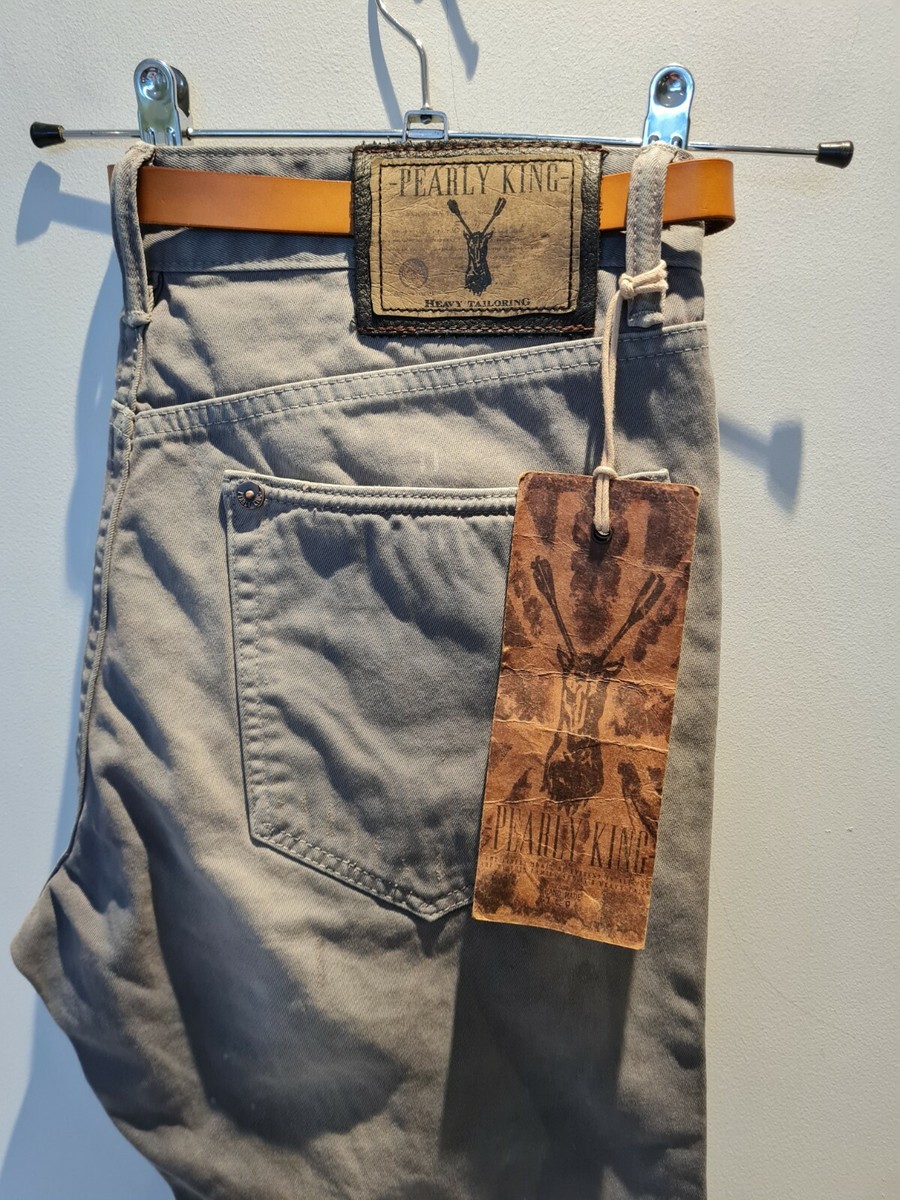 Stylish BNWT distressed/paint-spattered grey jeans by Pearly Stylish BNWT distressed/paint-spattered grey jeans by Pearly