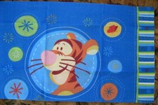 Disney Reversible POOH TIGGER Catching Bee's Butterflys Full PILLOWCASE sham