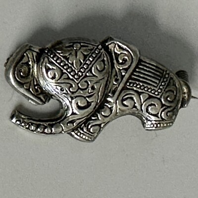 Ornate Silver Scrolls Damascene Elephant Trunk Up Brooch Hallmarked Spain