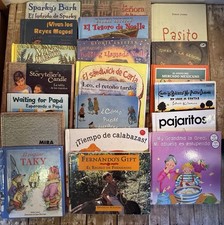 Lot of 17 Spanish Bilingual Children  s Books Hardcover Classroom Library