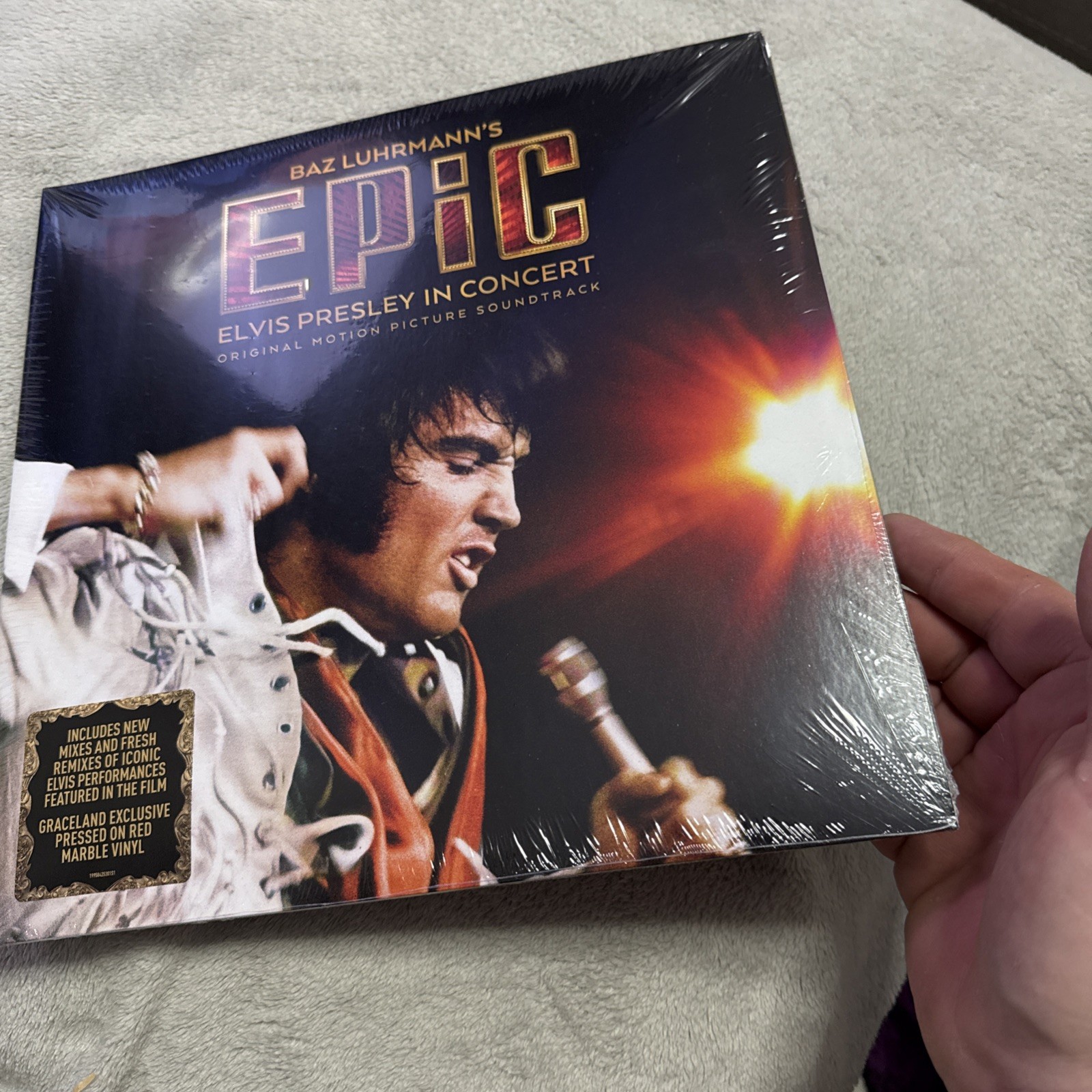 EPIC Elvis Presley In Concert  Graceland Exclusive On Red Marble Vinyl 