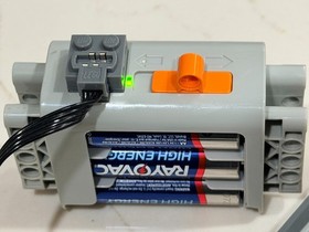 LEGO TECHNIC Power Functions Battery Box 88000 & 8881, Servo Motor 8883 + Wheels