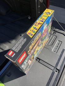 Lego Batman DC 76035 Jokerland NISB factory sealed Brand New Retired Starfire