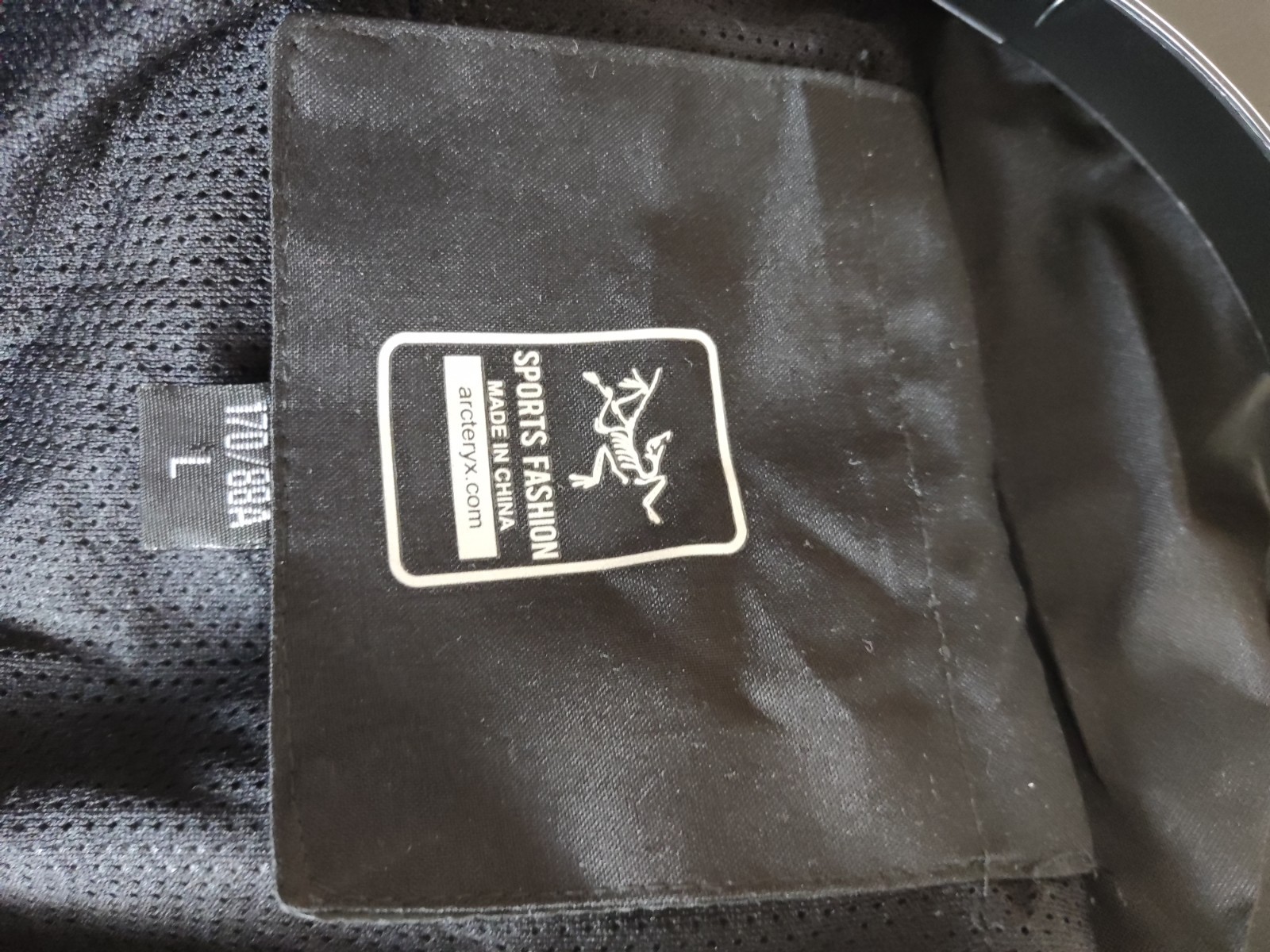Giacca Arc'teryx Gore Tex nera taglia grande