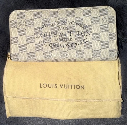 Louis Vuitton 2014 Collection Insolite Wallet in Damier Azur Pattern w/ Dust Bag