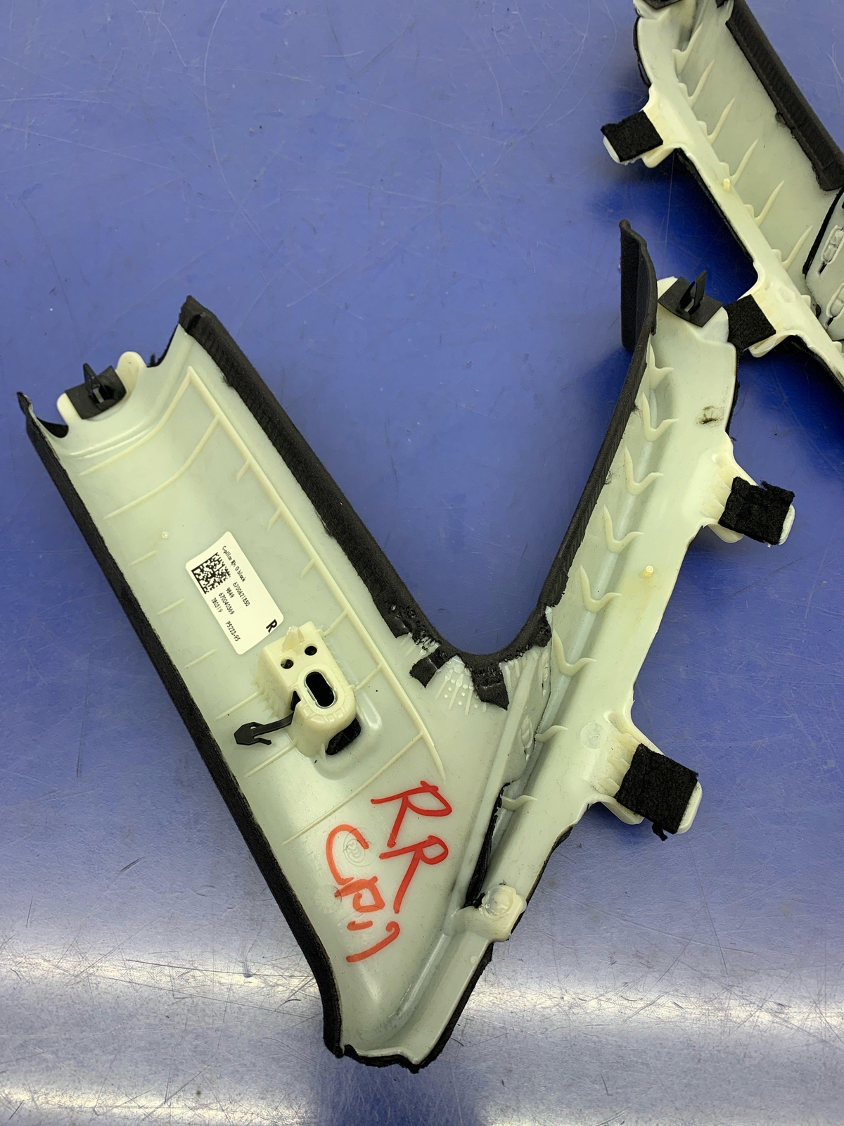 2017 - 2020 MASERATI LEVANTE M161 OEM LEFT & RIGHT C PILLAR TRIM COVER PANEL SET