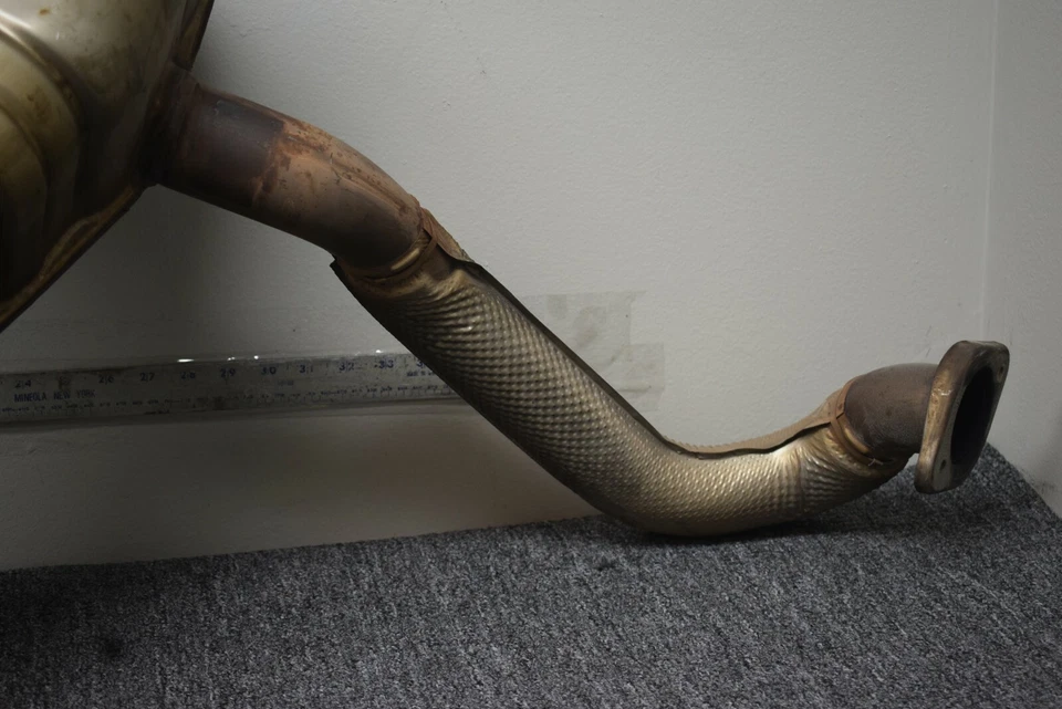 Silenciador de escape trasero Porsche Cayman 2014 ¡OEM de fábrica! Foto 3 de 4