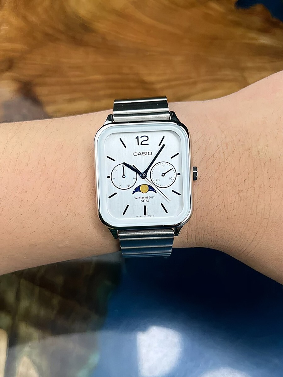 Casio MTP-M305D-2A Light Blue Analog Moon Phase Classic Casio MTP-M305D-2A Light Blue Analog Moon Phase Classic