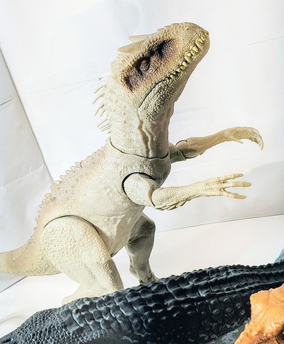 Jurassic World Destroy N Devour 24” INDOMINUS REX Final Battle Scene lot 6 - Picture 3 of 8