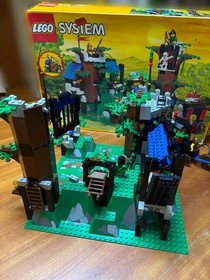 LEGO 6079 Dark Forest Fortress Castle 1996 Vintage Japanese Building Toy