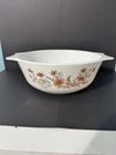 VINTAGE PYREX PEACH FLORAL CASSEROLE - MADE IN ENGLAND - 1-1/2 QUART