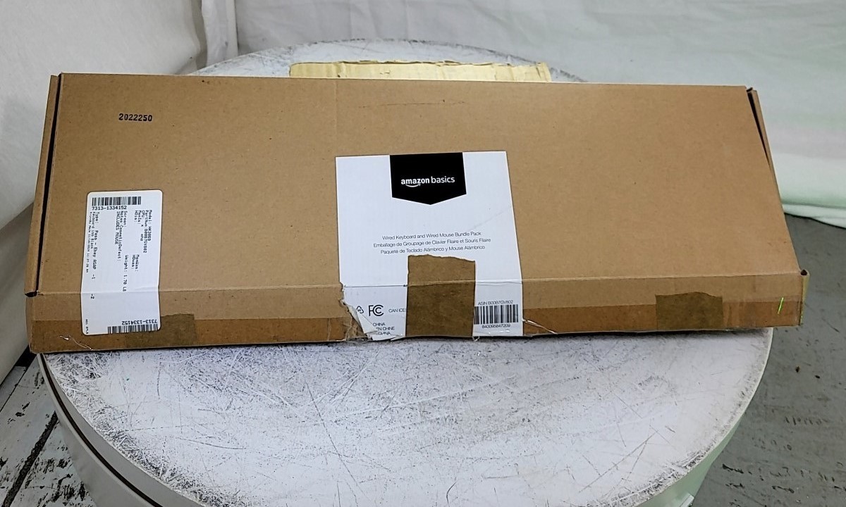 AMAZONBASICS HK3069 B00B7GV802 Wired Keyboard and Mouse Bund