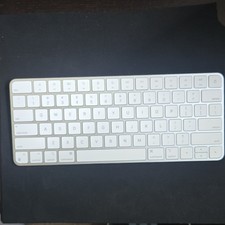 Apple Magic Keyboard Compact Wireless Bluetooth English QWERTY Silver/White