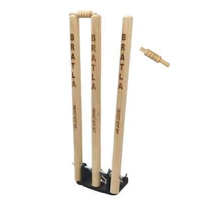 Bratla Cricket Spring Return Stumps Wickets Metal Base Multi Surface Placement