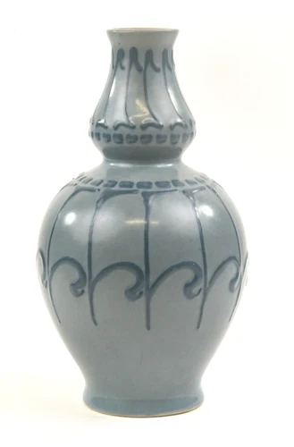 Roseville Pottery Arts & Crafts Aztec Vase, Shape 23