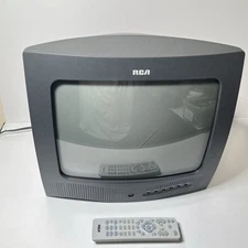 Vintage RCA E13308 13" CRT Color TV Gaming Television - w/ Remote