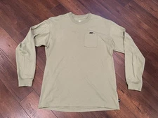 Nike Sportswear Essentials Green Long Sleeve Pocket Shirt Mens Medium DR7929-334