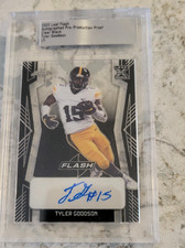 Tyler Goodson Leaf Flash Clear Black Rookie Card 2022 Iowa Hawkeyes Auto 1/1. rookie card picture