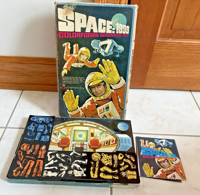 SPACE 1999 Colorforms Adventure Set Complete w/ Box Vintage 1976