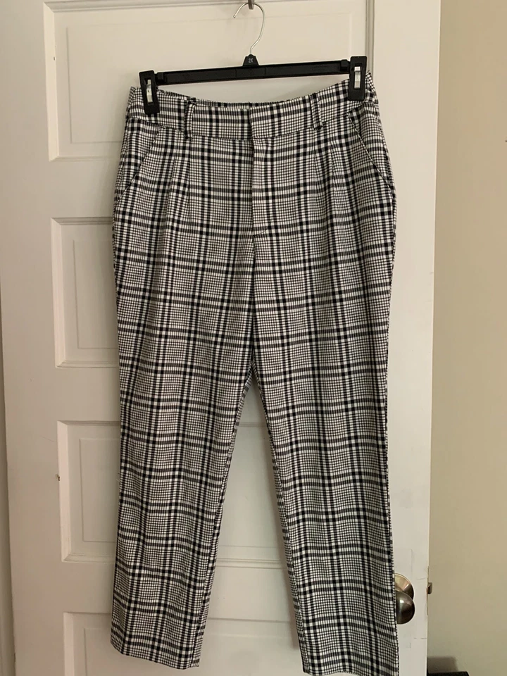 armani collezioni plaid black and white pants  M New Wool Like Soft Material