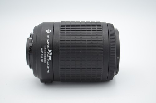 Nikon AF-S DX Nikkor 55-200mm f/4-5.6 G ED VR Autofocus APS-C Lens - Picture 5 of 8