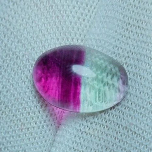 Raro cabujón de fluorita, cabujón de fluorita redondo de 10x14 mm, fluorita transparente. Foto 3 de 4