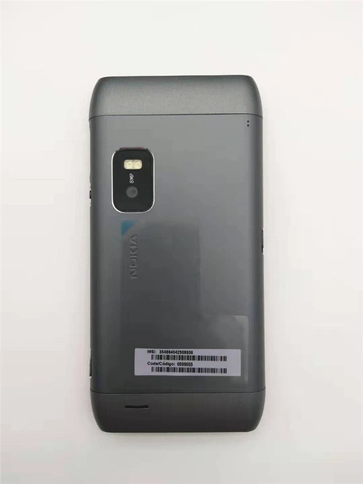 Teléfono Móvil Original Nokia E7-00 4" Pantalla Táctil Deslizable 16GB Desbloqueado 3G Symbian Foto 4 de 4