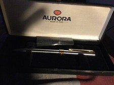 penna a sfera Aurora Magellano cromata cesello millerighe, finiture dorate