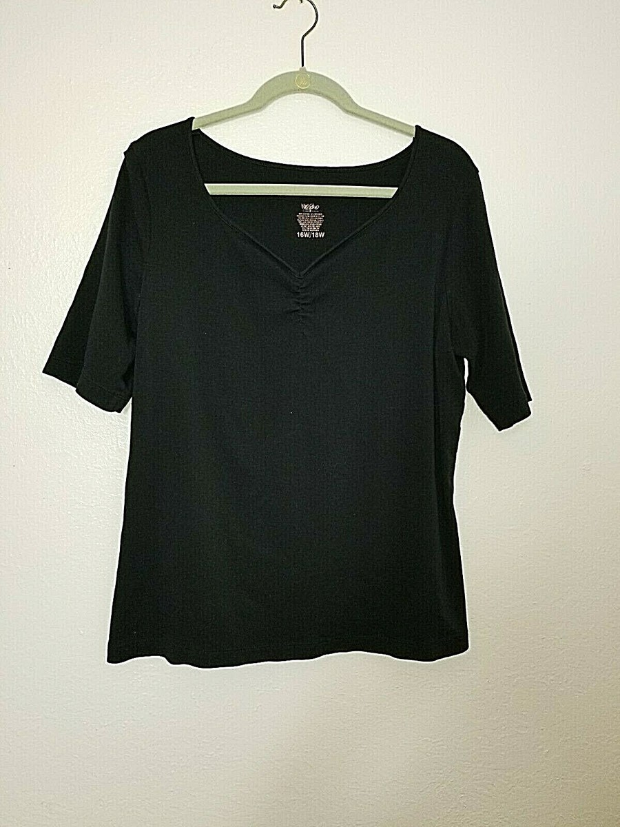 Mossimo Women's Tee Size 16W/18W Black V-Neckline Pre-owned