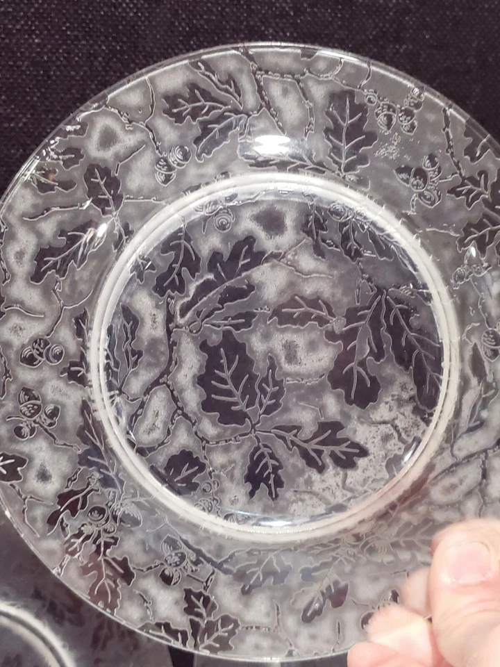 Set of 4- RARE Fostoria Glass Oakleaf Brocade Salad or Luncheon Plates 1920s - Image 4 of 4