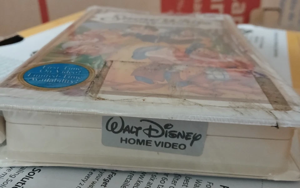 Snow White And The Seven Dwarfs Unopened VHS - Image 3 of 4
