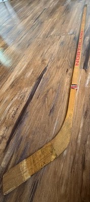 Vintage 1960 s Northland Pro Team Stock Wooden Hockey Stick 726H 5R
