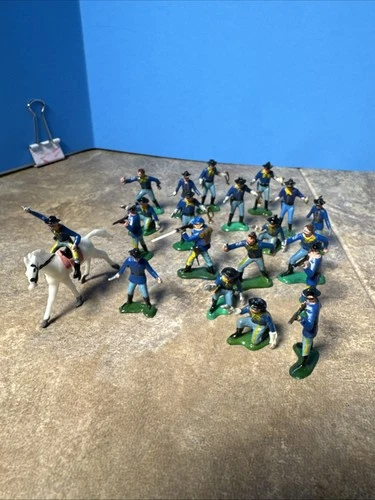 Marx Miniature HO Playset Figures Ft Apache,  Western