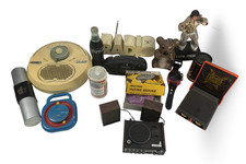 assorted vintage and novelty radios to inc Elvis, Can of Budweiser etc