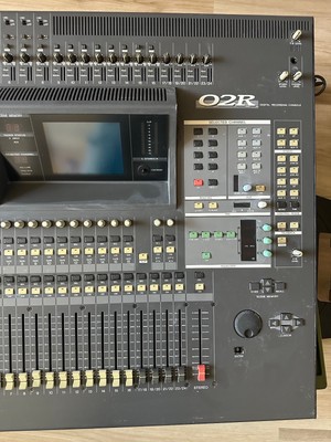Yamaha O2R Digital Sound Audio Channel Mixing Recording Studio