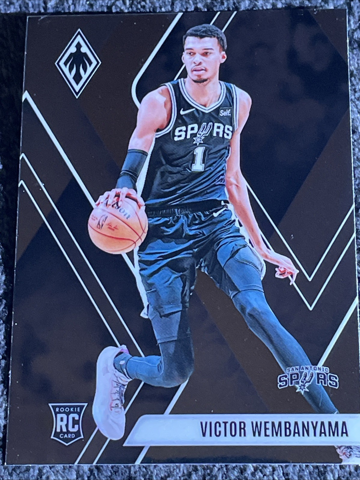 2023-24 Panini Phoenix - Rookies Victor Wembanyama #256 Silver (RC)