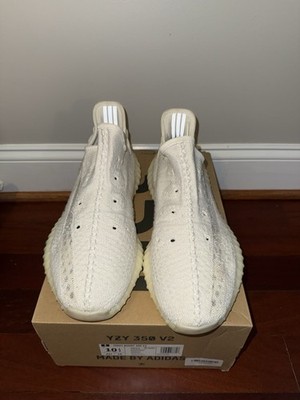 Size 10.5 - adidas Yeezy Boost 350 V2 Low Bone