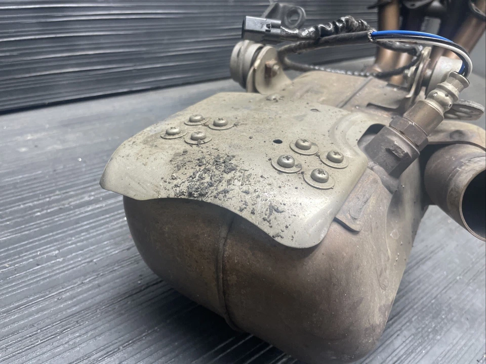 2015 Yamaha YZF R6 OEM exhaust header manifold #10824 - Image 3 of 4