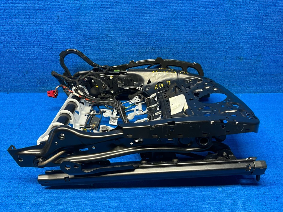 2018–2023 AUDI A5 ПЕРЕДНЯЯ ЛЕВАЯ СО СТОРОНЫ ВОДИТЕЛЯ НИЖНЯЯ РАМА СИДЕНЬЯ С ДВИГАТЕЛЯМИ ОТ ОРИГИНАЛЬНОГО ПРОИЗВОДИТЕЛЯ - Изображение 2 из 4