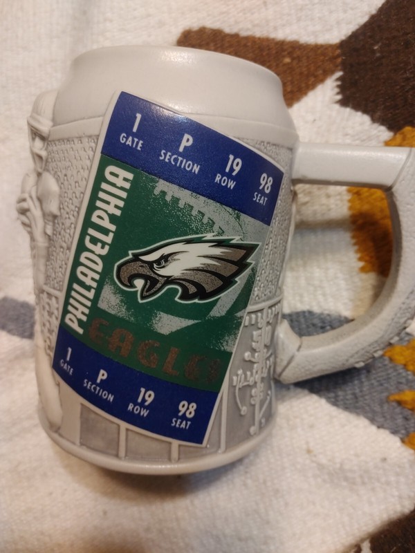 Philadelphia EaglesNFL Football Vintage 3D Textured Design Beer Stein Coffee Mug