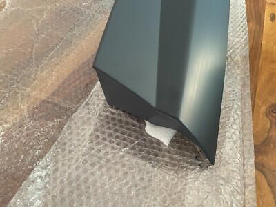 GENUINE RENAULT MEGANE BOOT LID/BACK DOOR/TAILGATE TRIM 