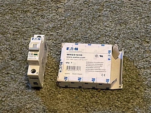 New Eaton WMZS1C30 Circuit Breaker (30 Amp, 1 Pole)
