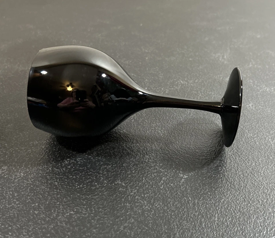 ÓCULOS: conjunto de 6 taças de vinho MIDNIGHT BLACK. SOPRADO. 5 3/8" x 2 1/4". Antigo em muito bom estado - Imagem 4 de 4