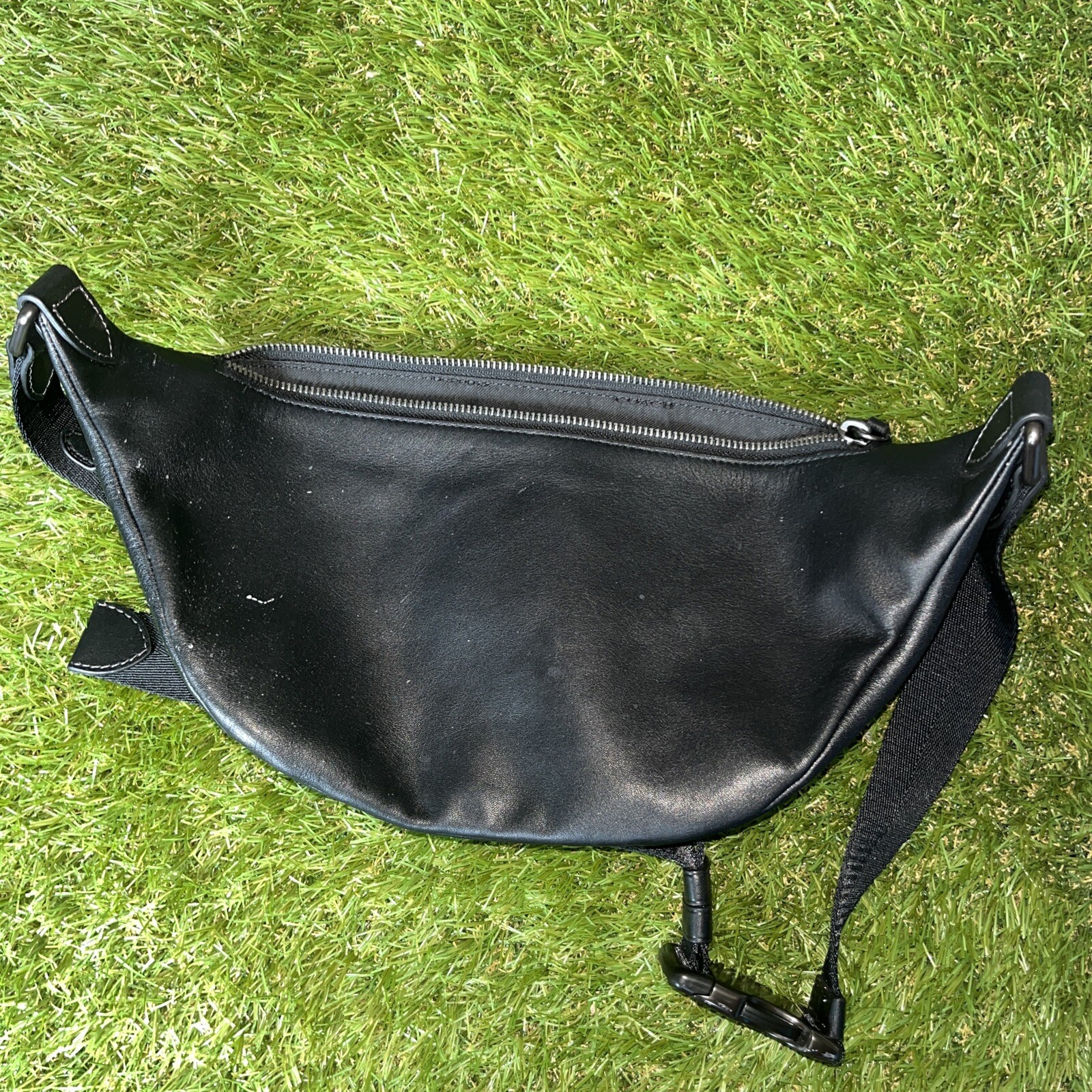 coach black leather fanny pack vintage Gem