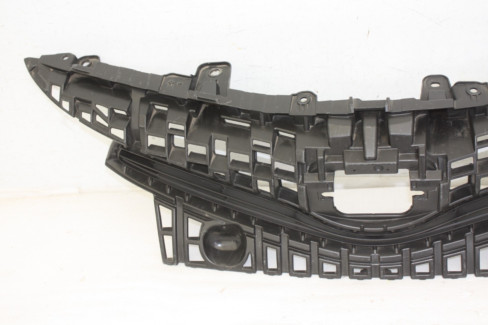 TOYOTA PRIUS MK5 FRONT BUMPER RADIATOR GRILL 2011-2018 GENUINE 