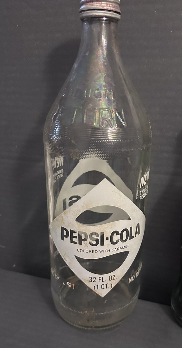 Rare 1960's PEPSI COLA Quart No Deposit ND/NR Bottle with