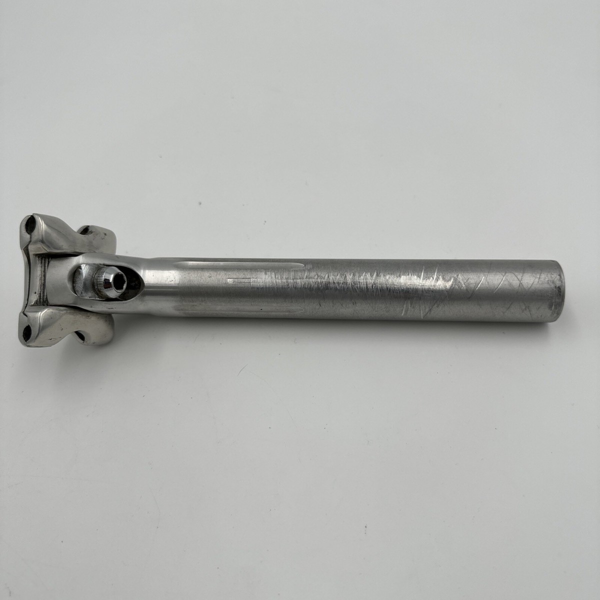 Shimano SP-7200 1981 Dura-Ace EX 27.2mm x 200mm Fluted Aluminum