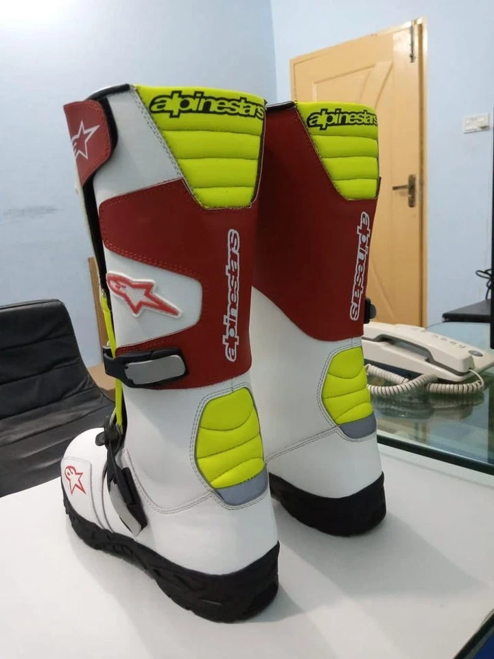 Alpinestars Biker White & Neon Yellow Biker Motorcycle Racing Boots - Image 4 of 4